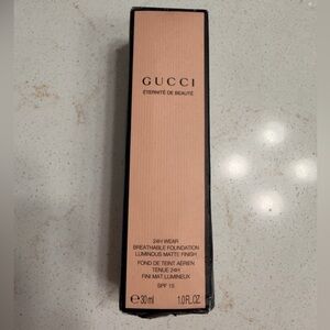 Gucci Éternité de Beauté Foundation Fair 130W – 24H Wear Luminous Matte – NIB